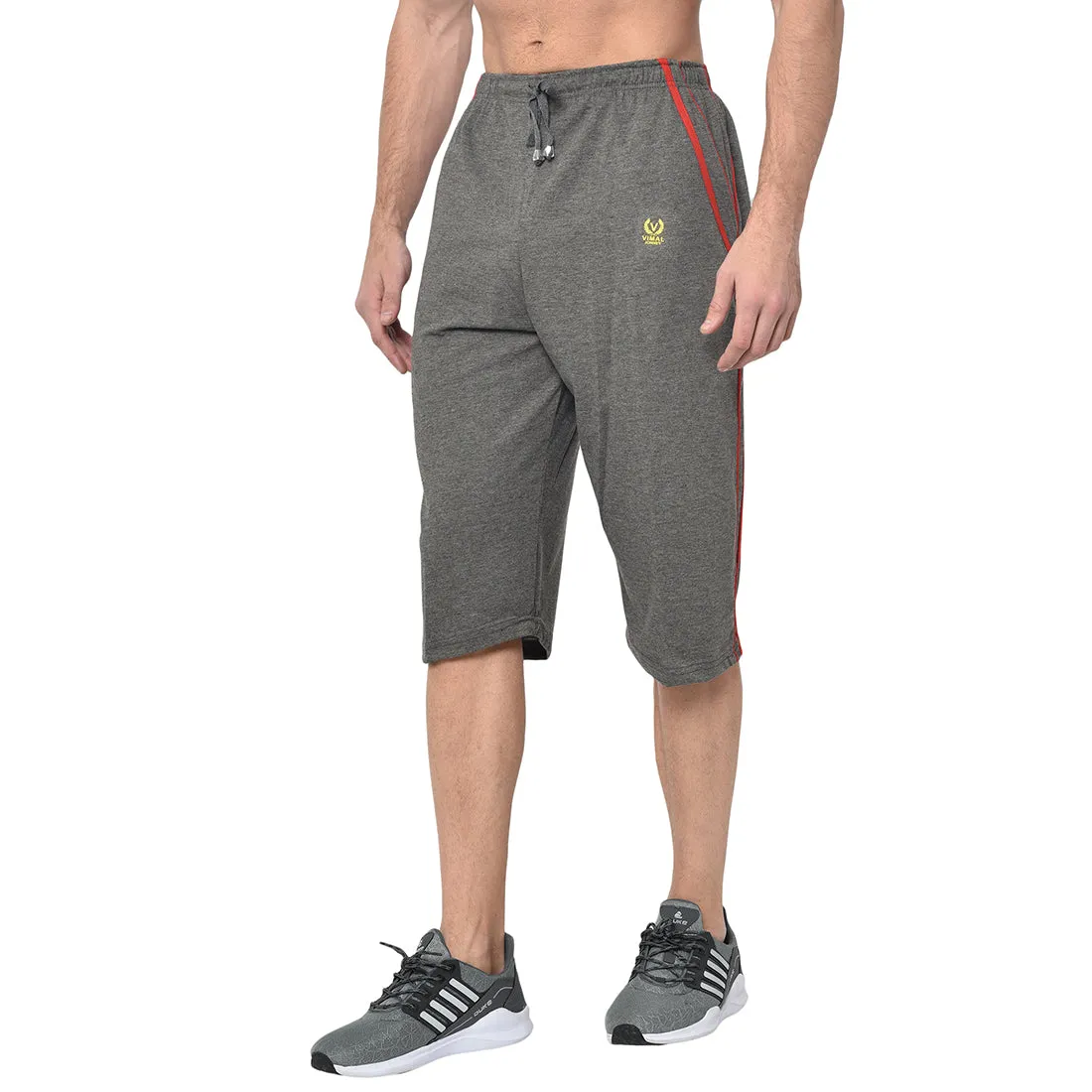 Vimal Jonney Cotton Blended Regular Fit Dark Grey 3/4th Capri For Men