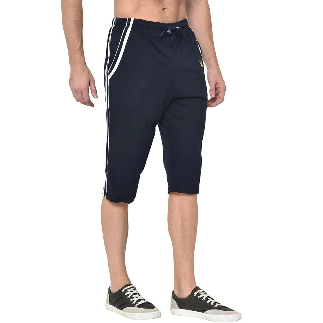 Vimal Jonney Cotton Blended Regular Fit Navy Blue 3/4th Capri For Men