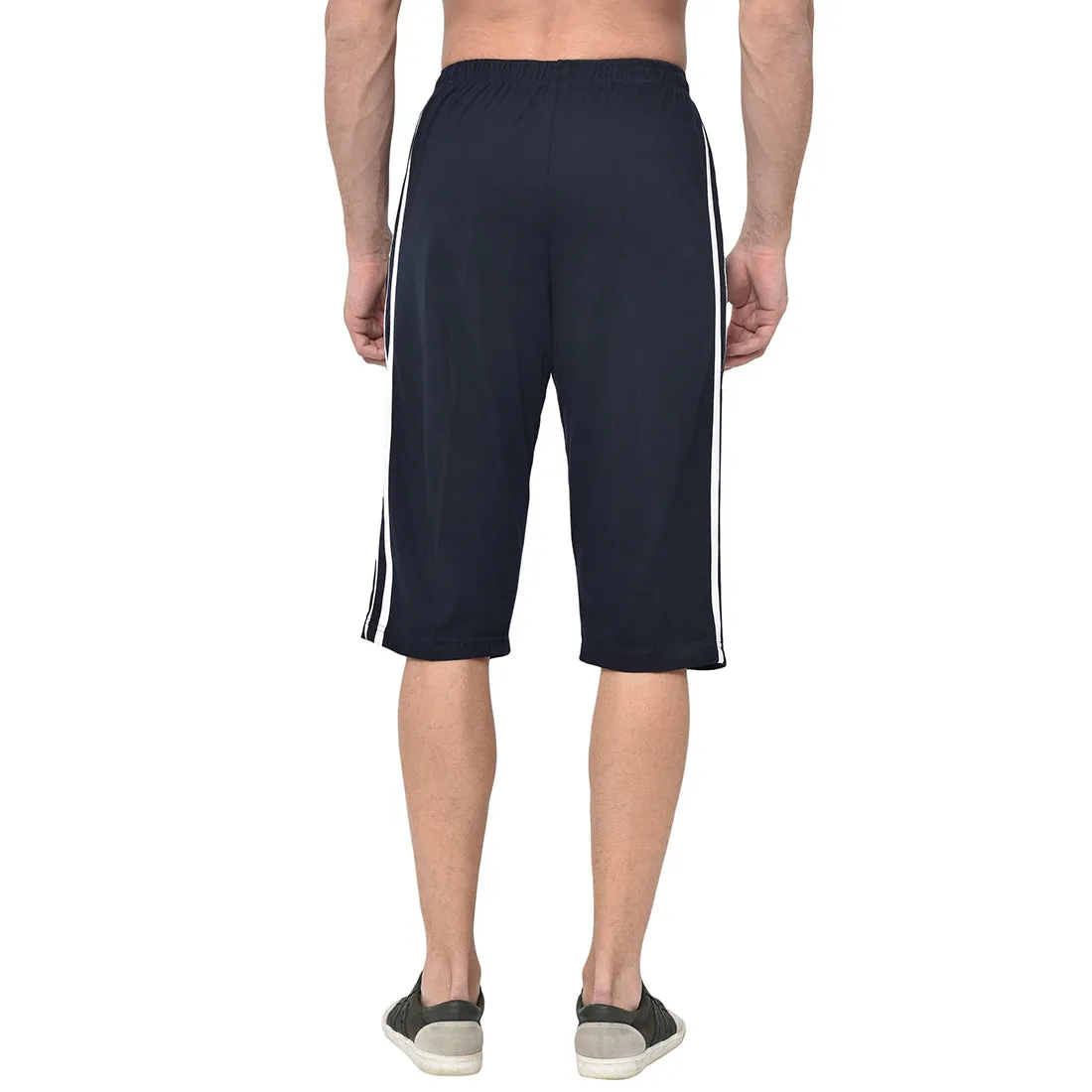 Vimal Jonney Cotton Blended Regular Fit Navy Blue 3/4th Capri For Men